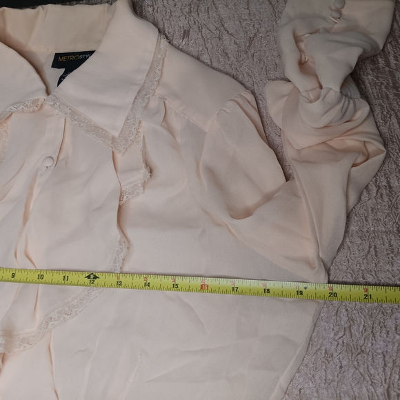 Metrostyle Cream Ruffle Front Blouse - Picture 10 of 13